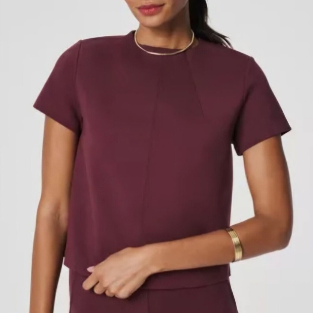 NWT! SPANX The Perfect Short Sleeve Crew Neck Top
